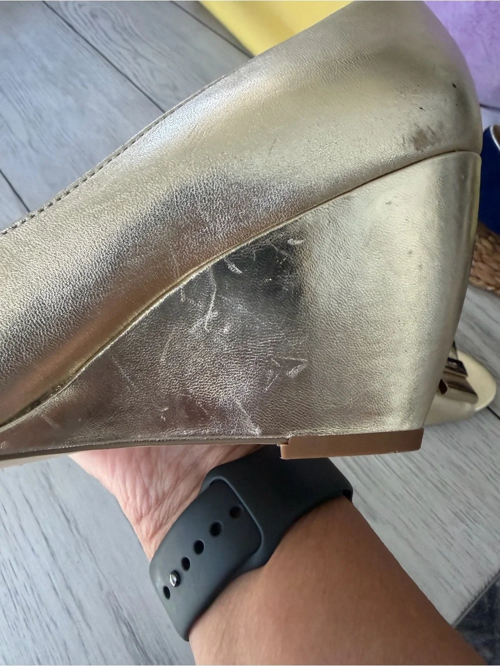 Kate Spade Candace Gold Wedge Heels - Size 9 (GUC/FUC Read Description)